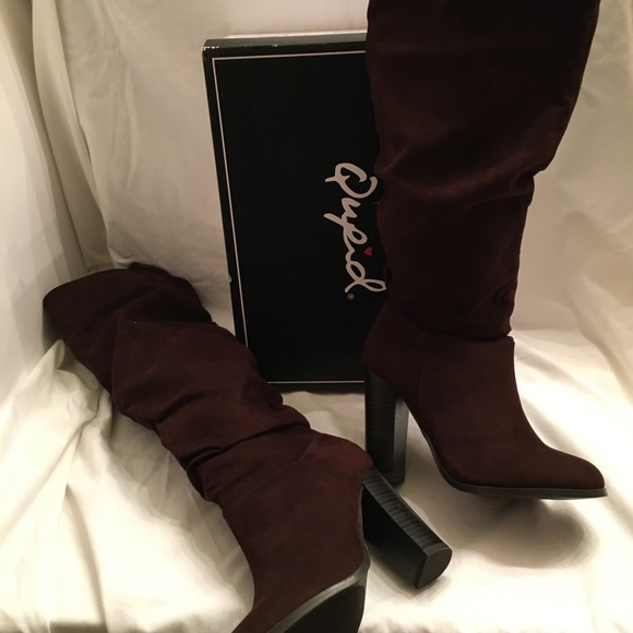 Qupid Brown Suede Knee High Boots W/cuff. New/box - Picture 8 of 11